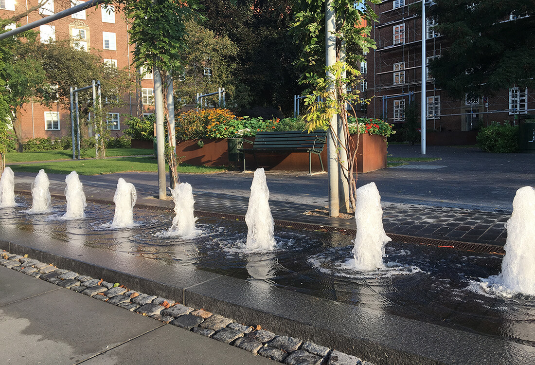 Fountain at Malthe Bruuns gade in urban space