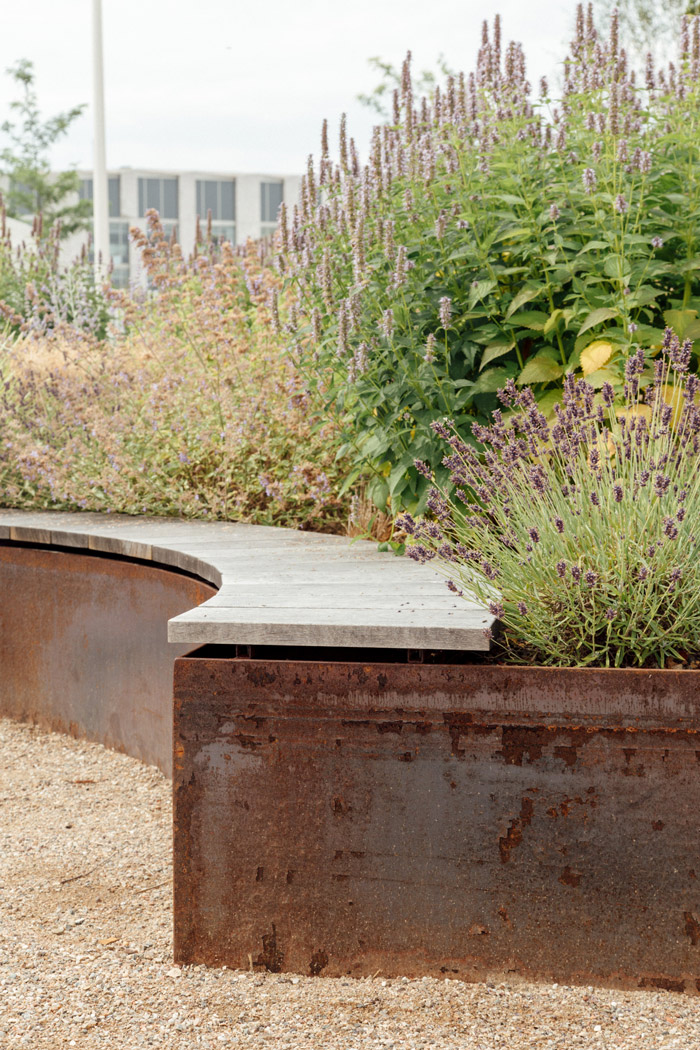 Sensory Garden Magneten bench