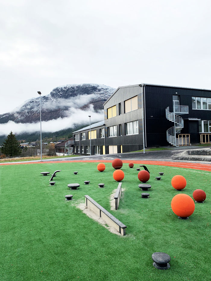HEMSEDAL_PLAYGROUND